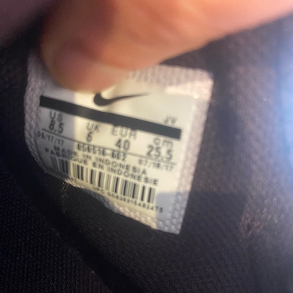 Women’s Nike Air Hurache Sporty Purple Running Shoes Size 8.5 - Picture 13 of 14